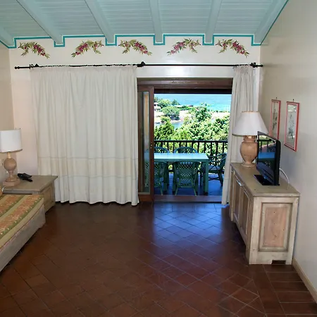 바가글리노 이 지아르디니 디 포르토 세르보 호텔 포르투 세르보