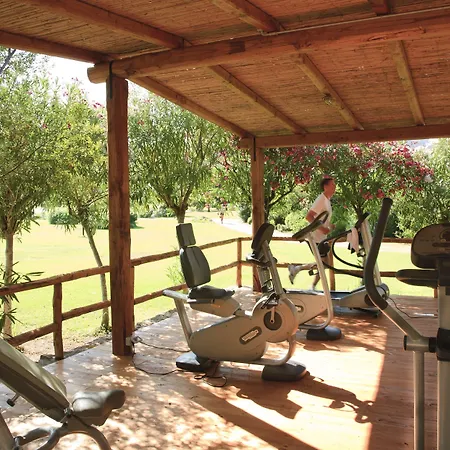 호텔 바가글리노 이 지아르디니 디 포르토 세르보 4*